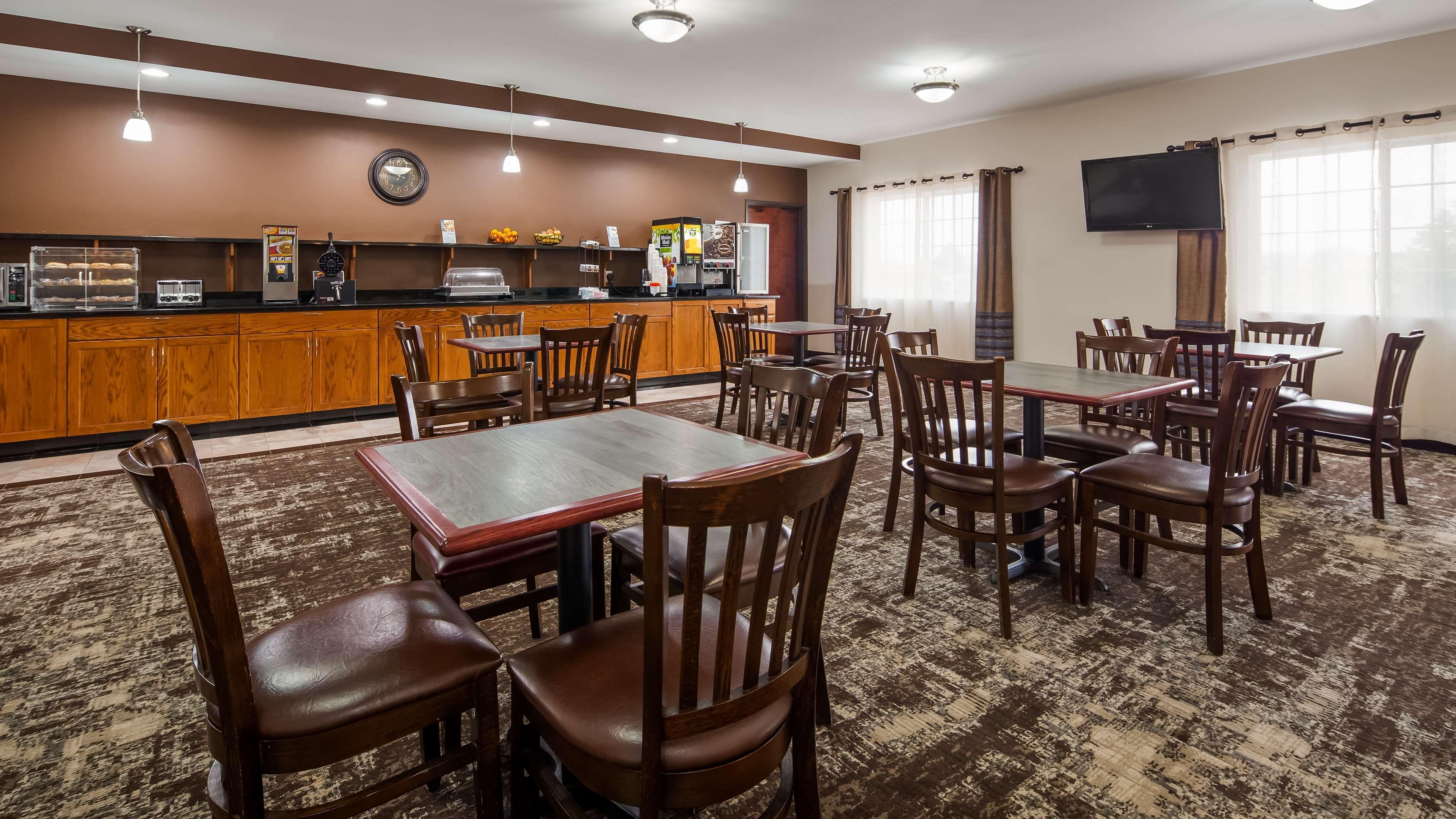 Best Western Plus Wakeeney Inn & Suites Eksteriør bilde